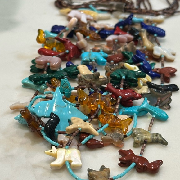 Vintage handmade Zuni fetish Colorful Animal Beaded Necklace